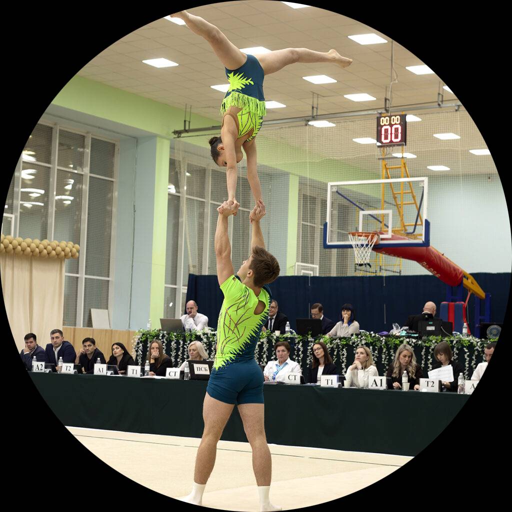 Всероссийские соревнования по спортивной акробатике
